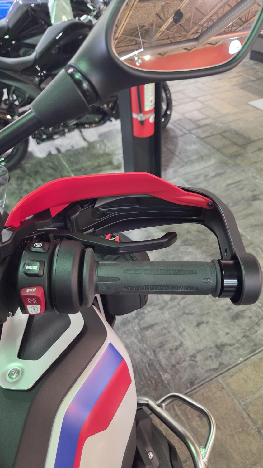 2026 BMW Motorrad R 1300 GS Adventure | $2,500 Cash Rebate, photo 15