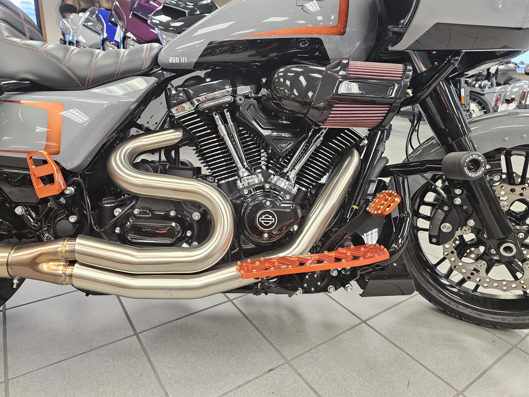 FLTRX 2026 Road Glide®, photo 9