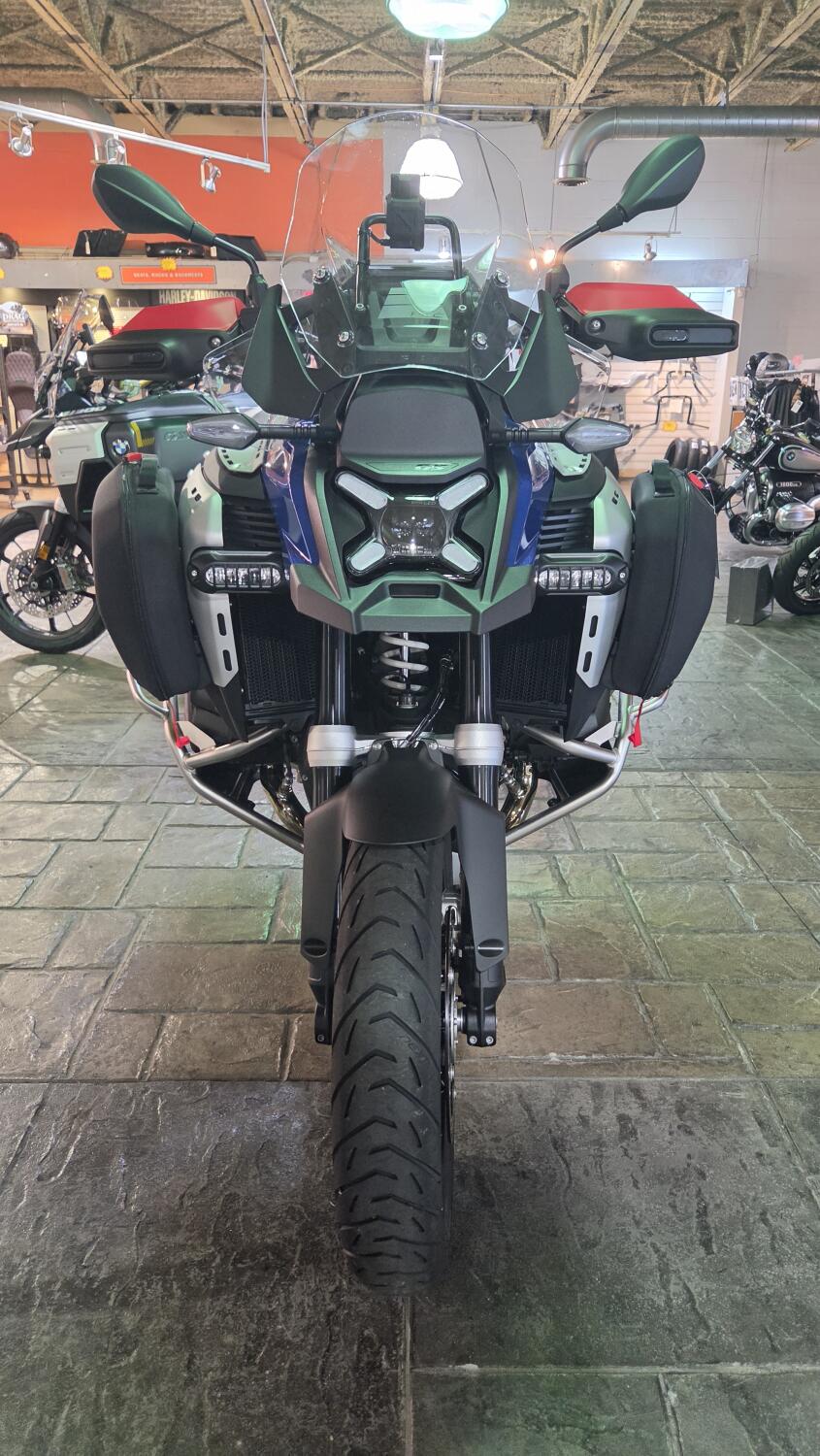 2026 BMW Motorrad R 1300 GS Adventure | $2,500 Cash Rebate, photo 3