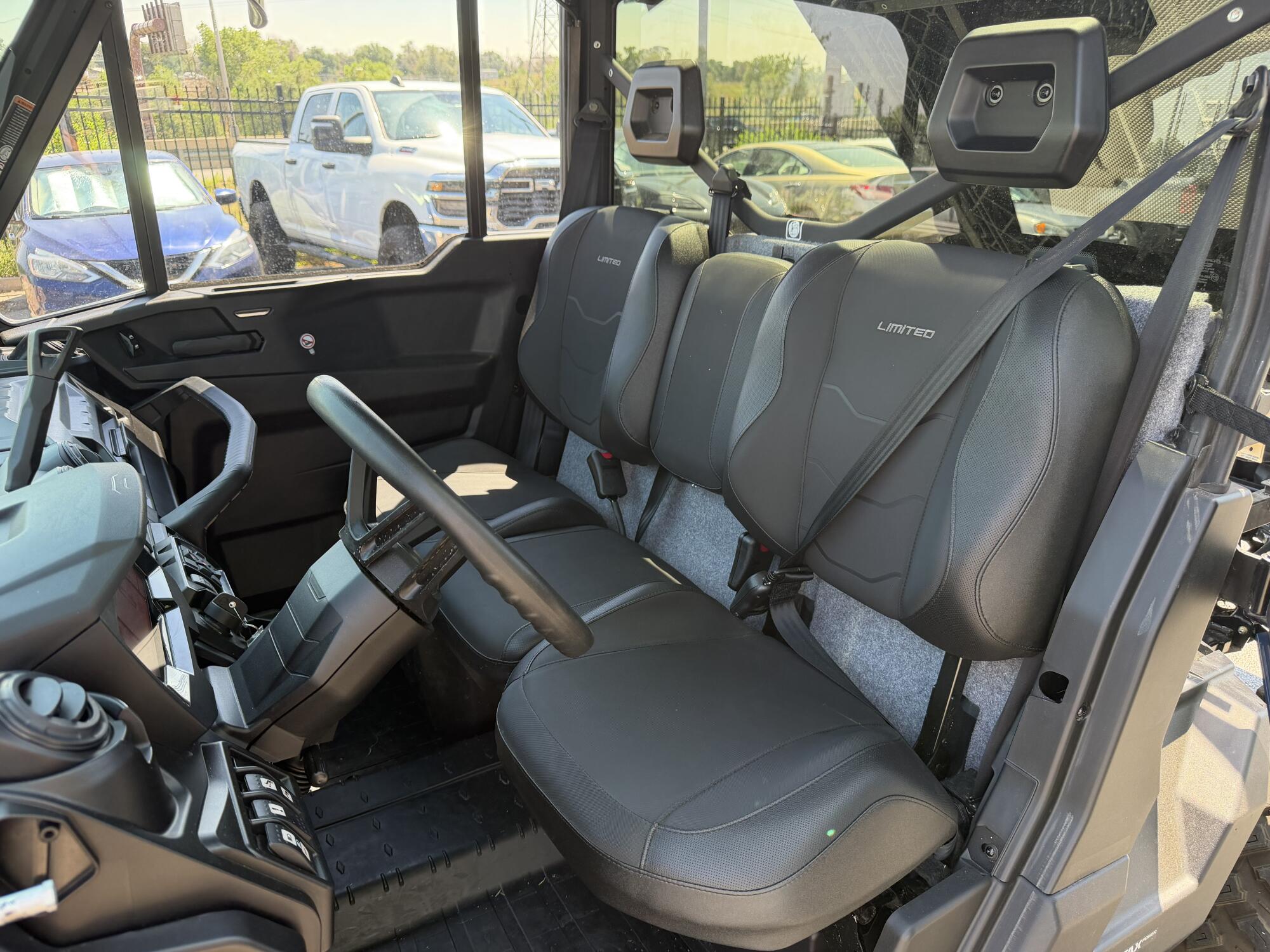 USED 2026 Can-Am Defender 6X6 Limited, photo 13