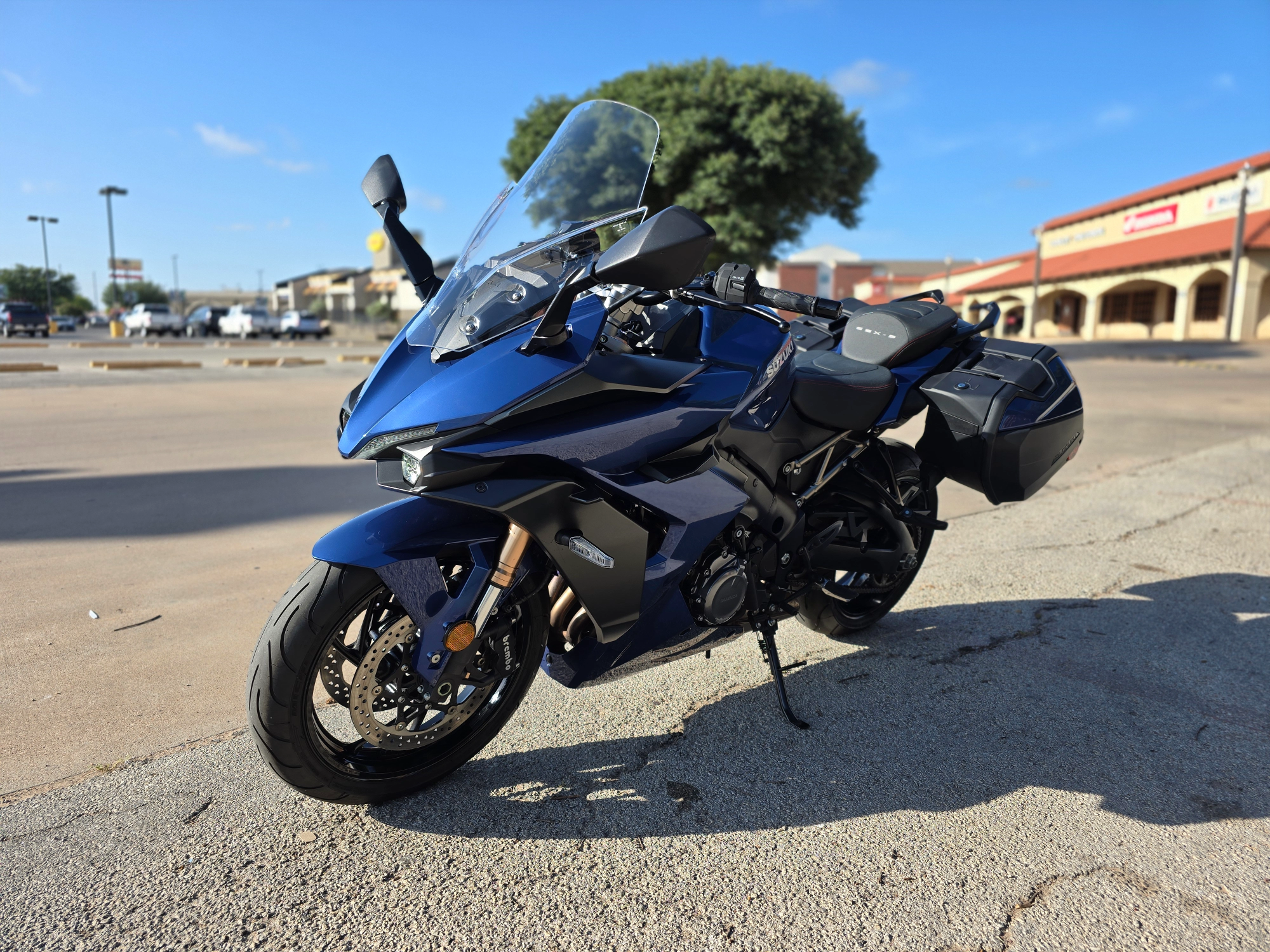 2023 Suzuki GSX-S1000GT