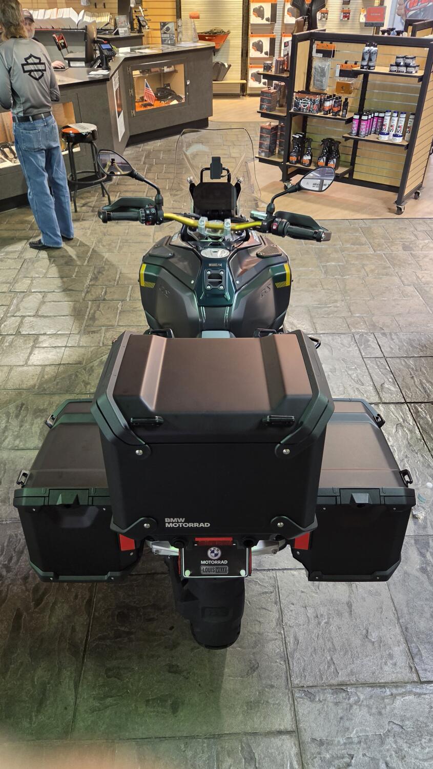 2026 BMW Motorrad R 1300 GS Adventure | $2,500 Cash Rebate, photo 9
