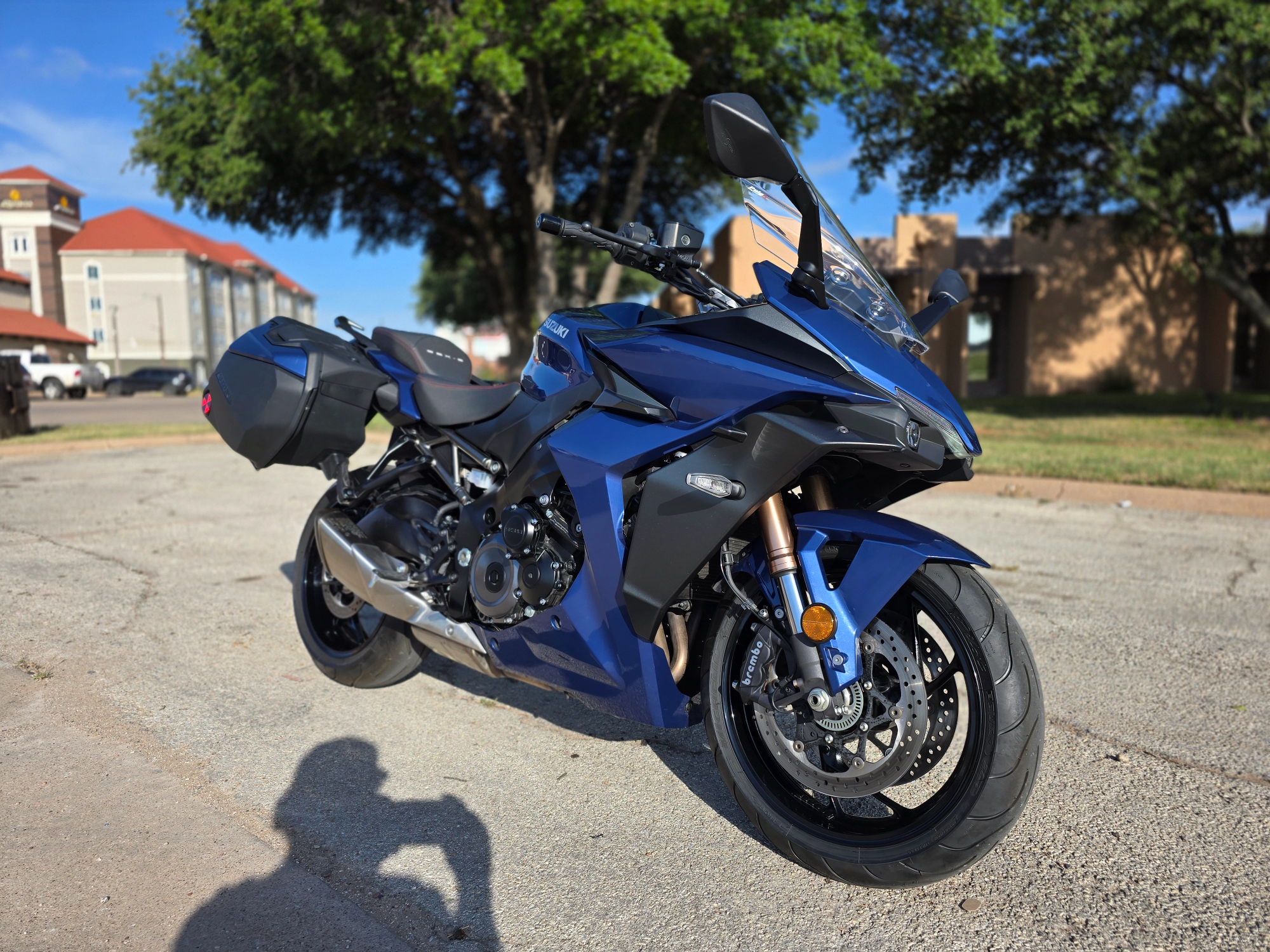 2023 Suzuki GSX-S1000GT