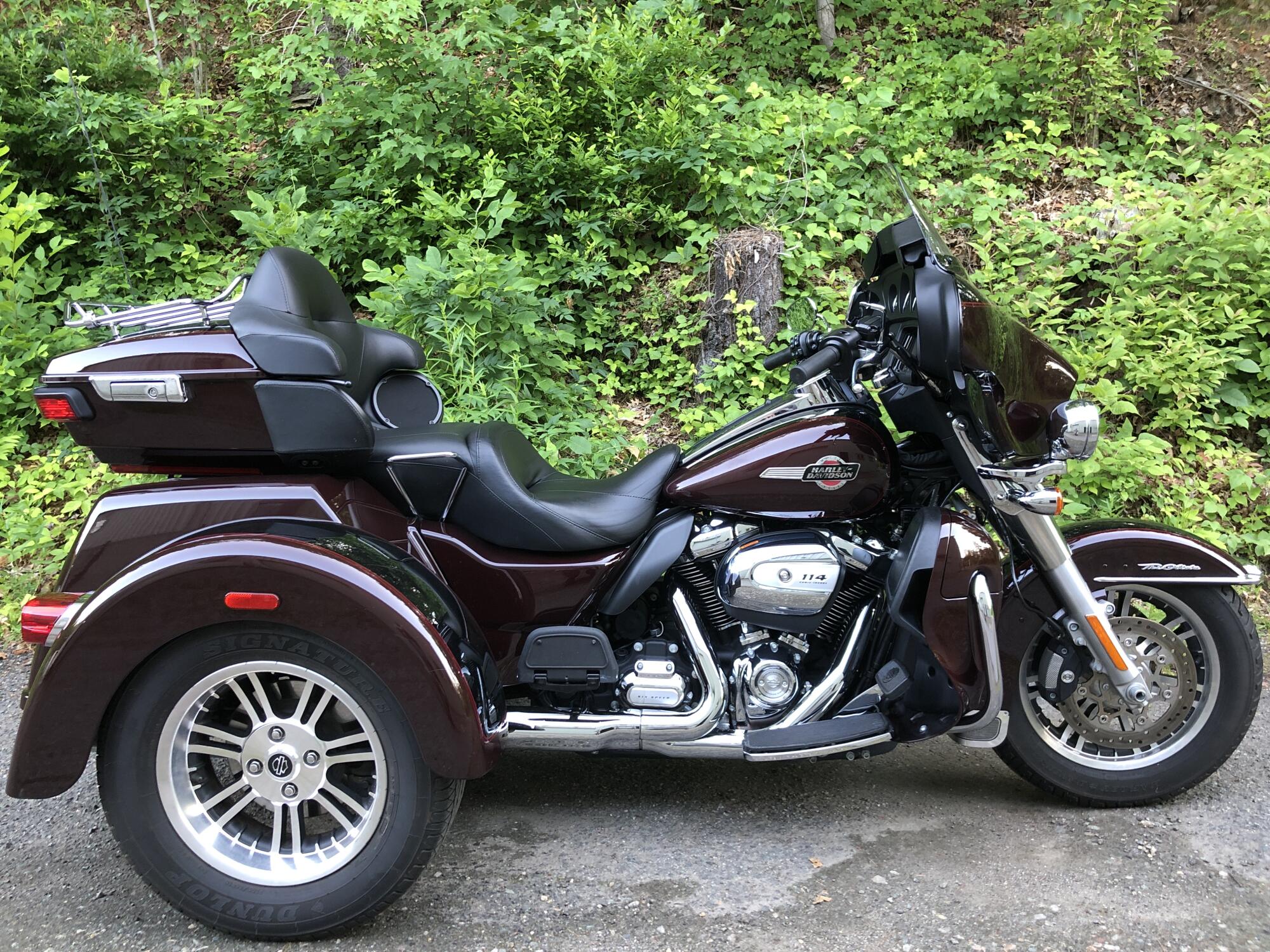 2022 Harley-Davidson® Tri Glide® Ultra Midnight Crimson/Vivid Black