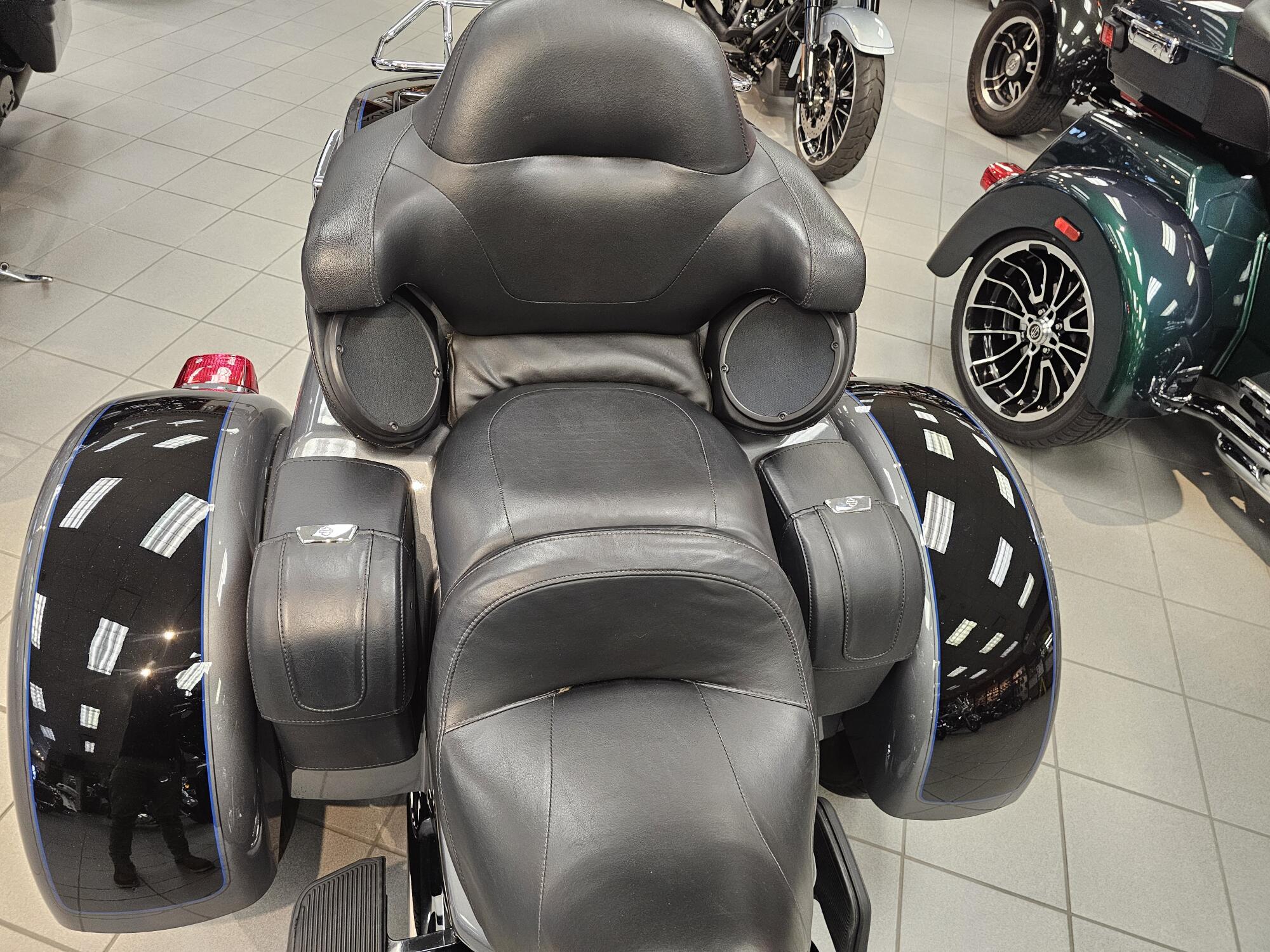 FLHTCUTG 2022 Tri Glide® Ultra, photo 29