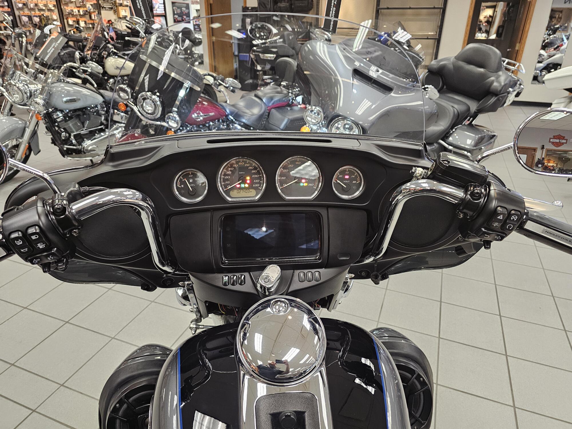 FLHTCUTG 2022 Tri Glide® Ultra, photo 32