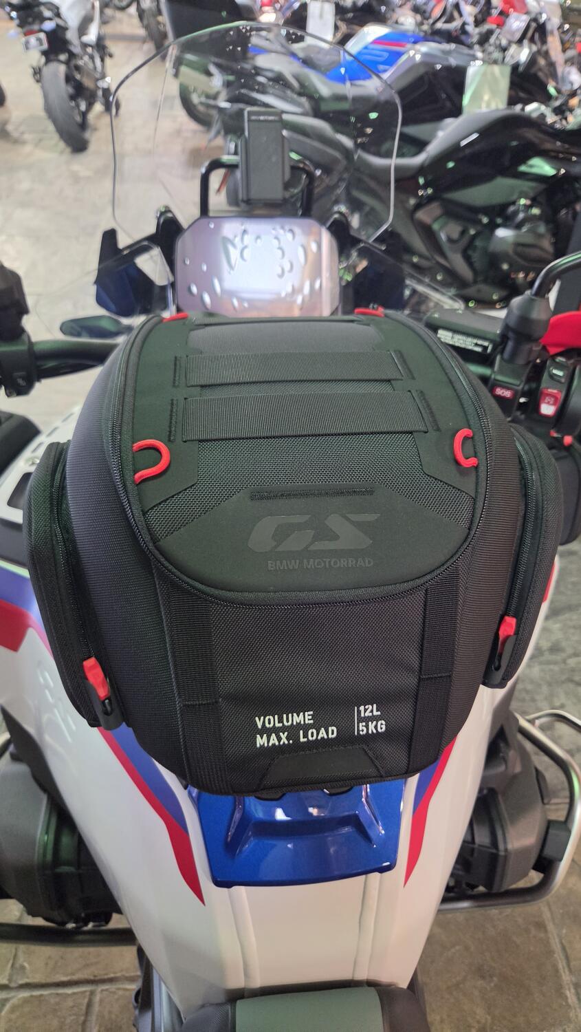 2026 BMW Motorrad R 1300 GS Adventure | $2,500 Cash Rebate, photo 13