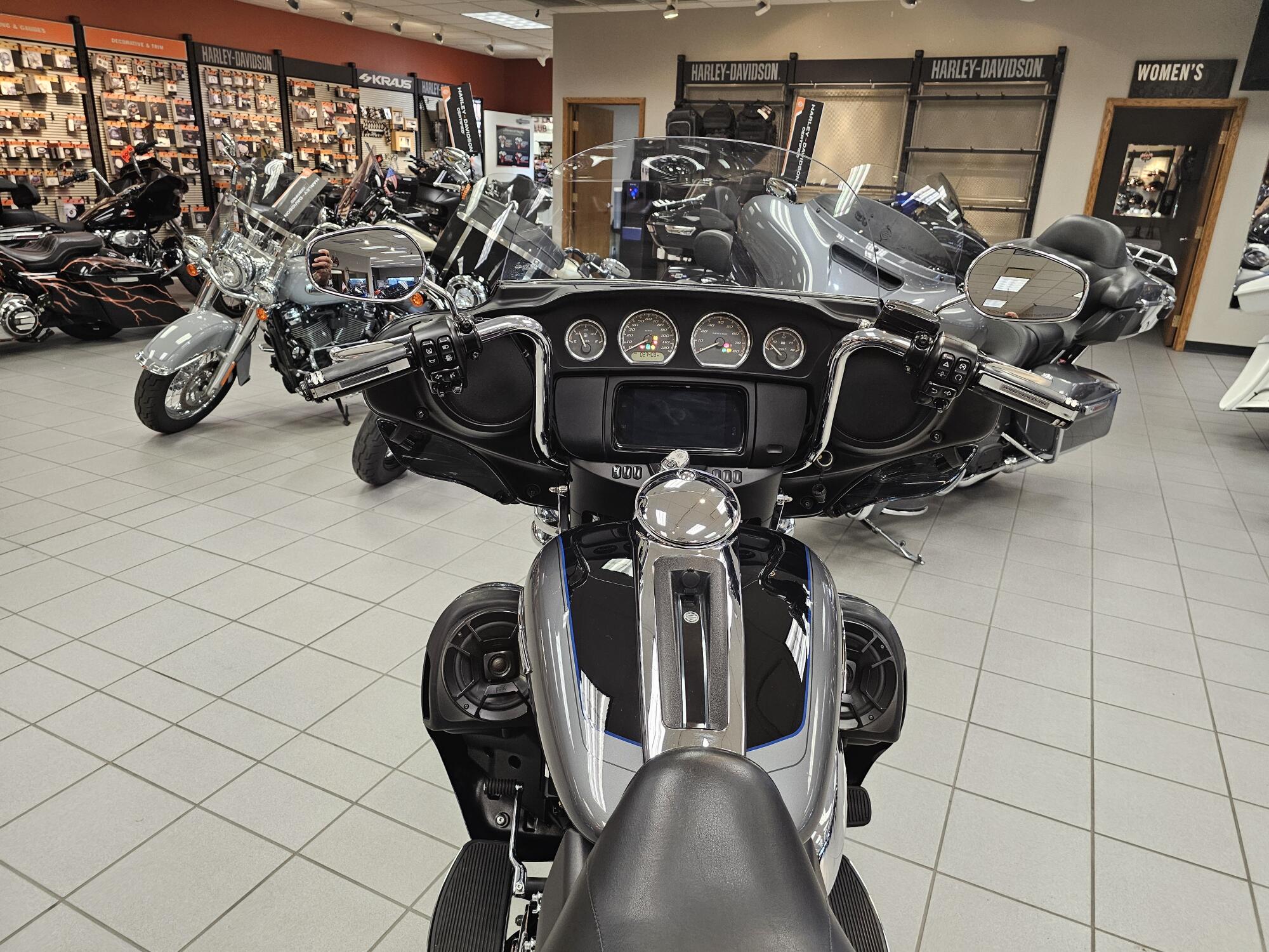 FLHTCUTG 2022 Tri Glide® Ultra, photo 31