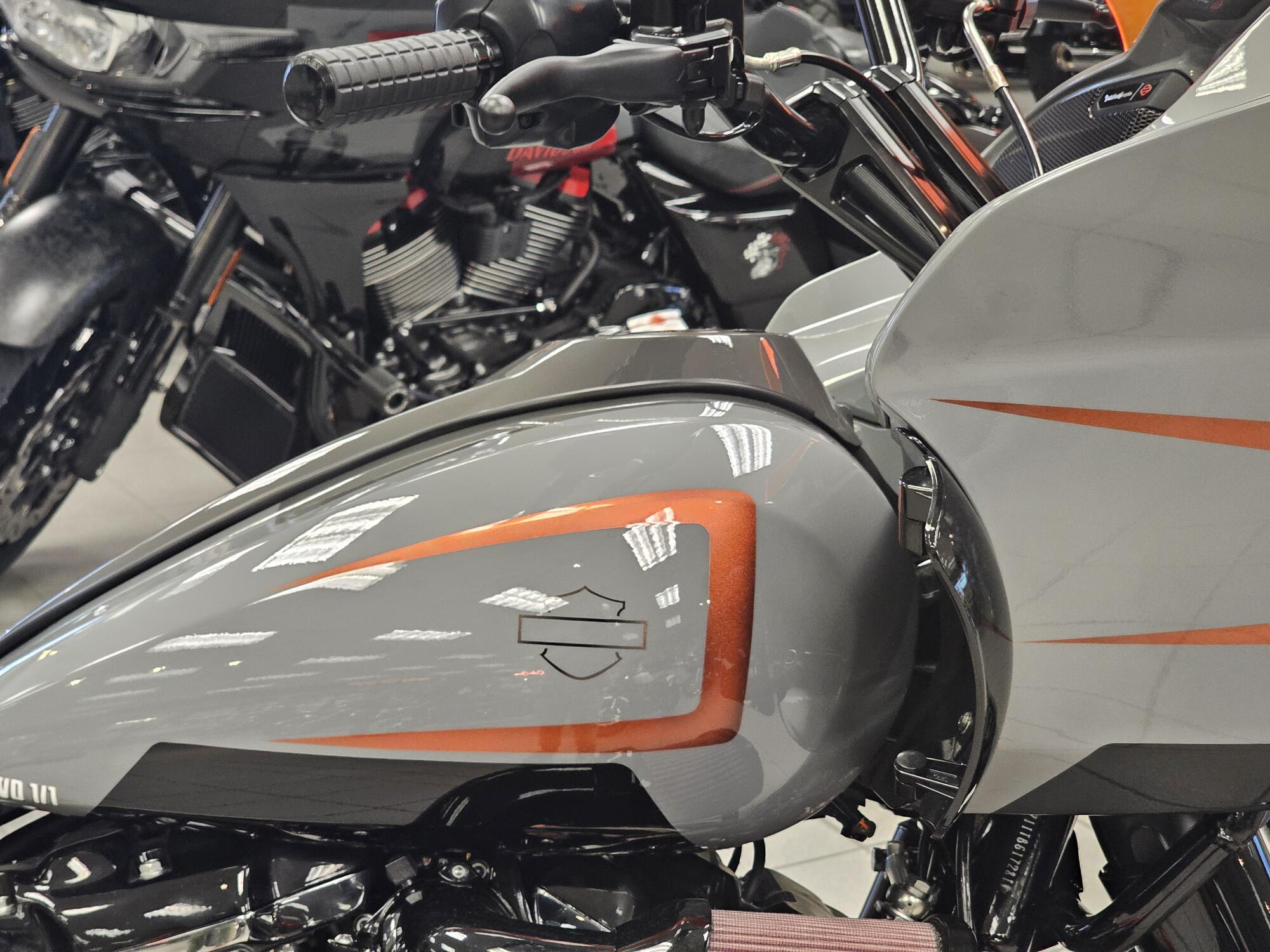 FLTRX 2026 Road Glide®, photo 13