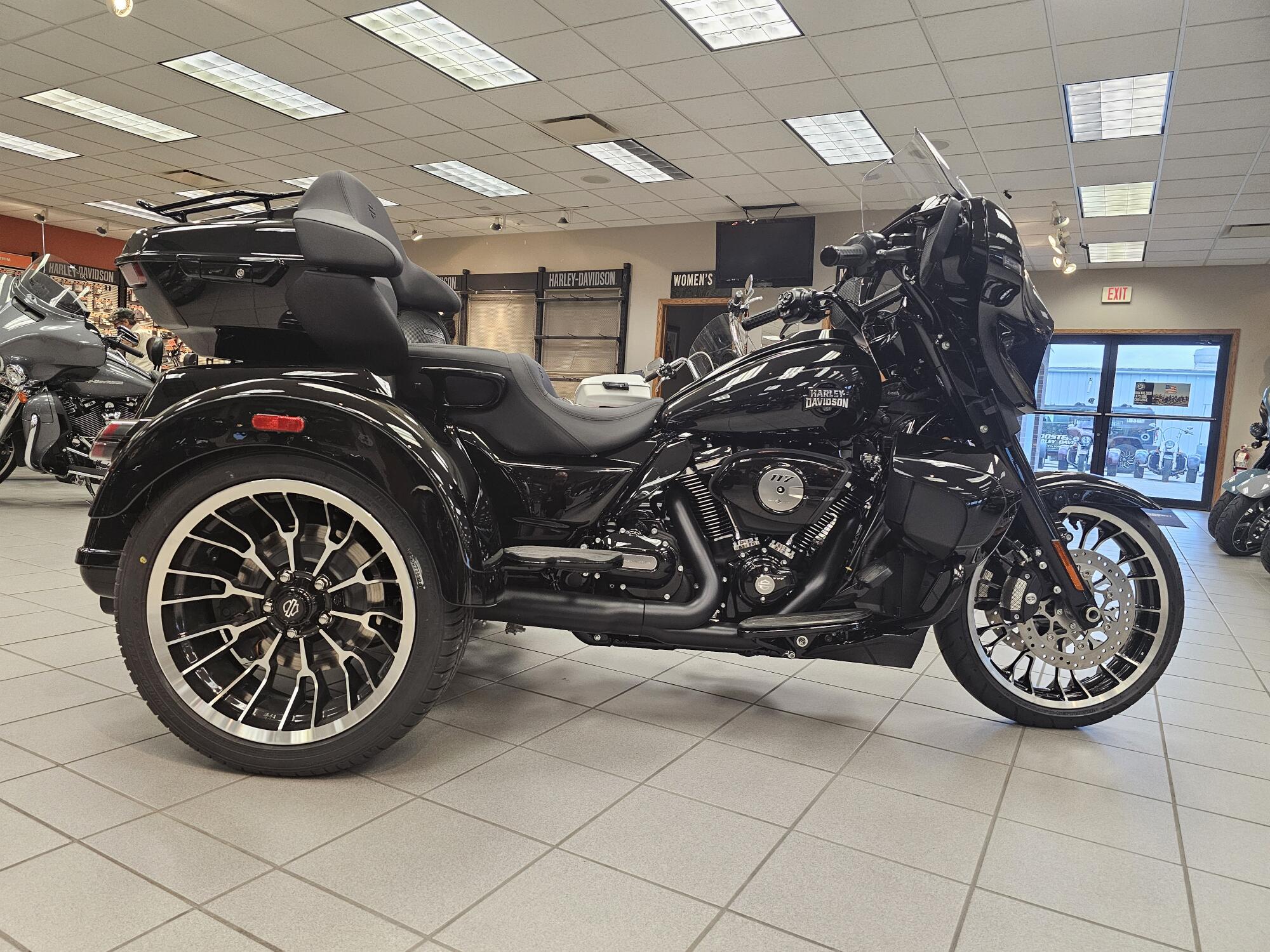 FLHLT 2026 Street Glide 3 Limited