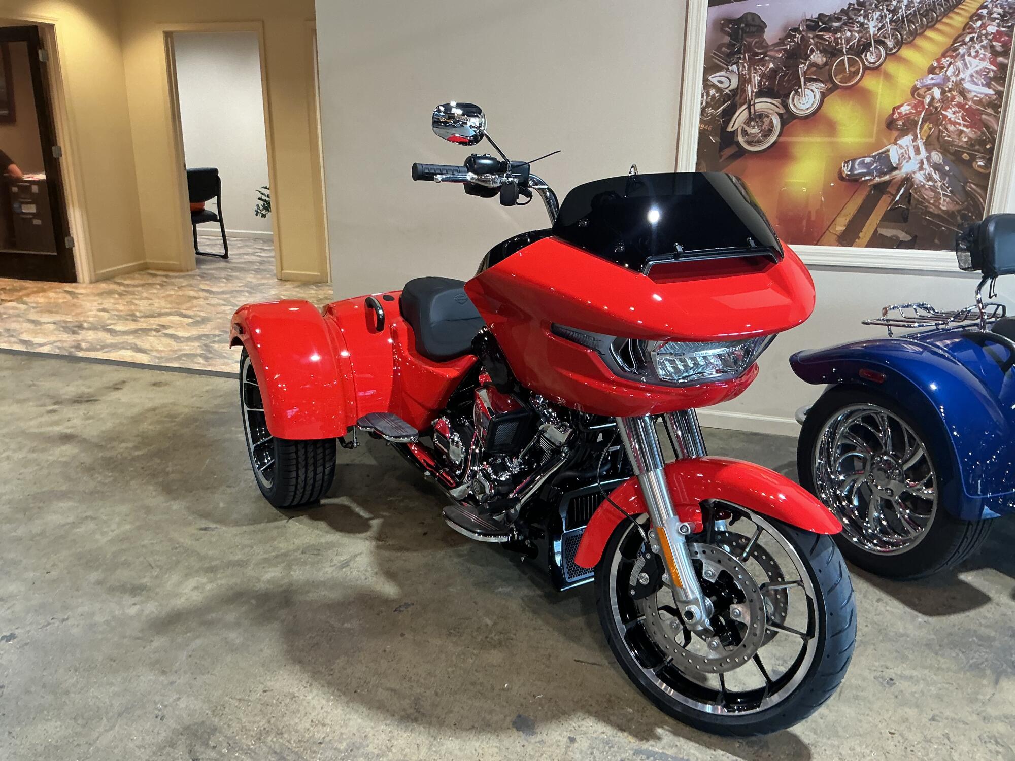 FLTRT 2026 Road Glide 3