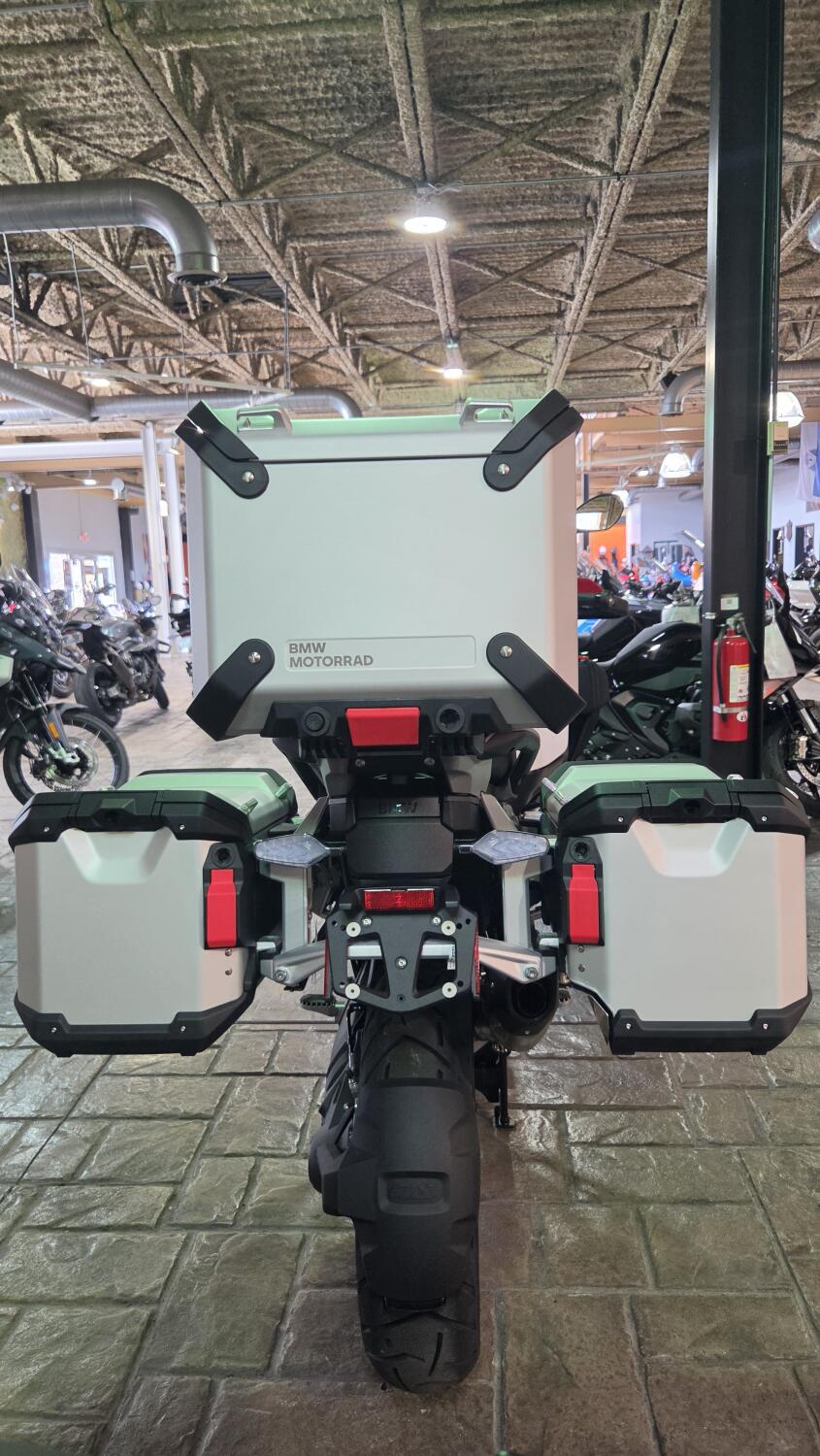 2026 BMW Motorrad R 1300 GS Adventure | $2,500 Cash Rebate, photo 8