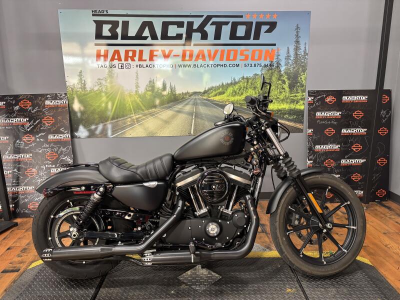 2020 Harley-Davidson® Iron 883™ BLACK DENIM