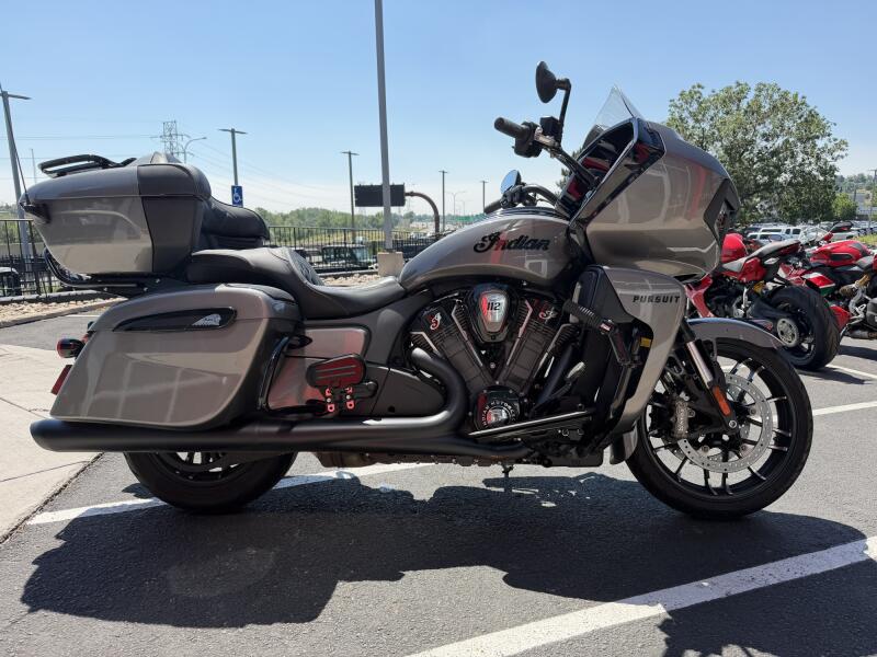 2025 Pursuit Dark Horse® with 112