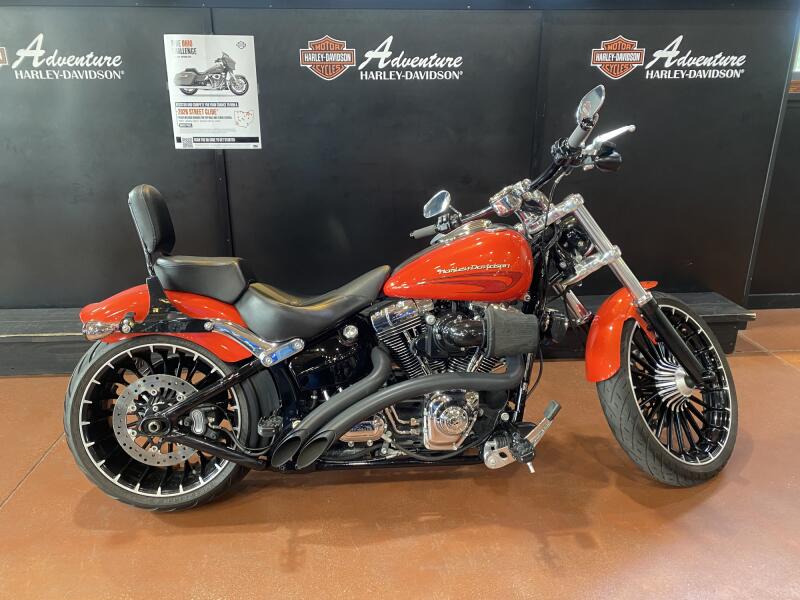 2017 Harley-Davidson® Breakout® FXSB