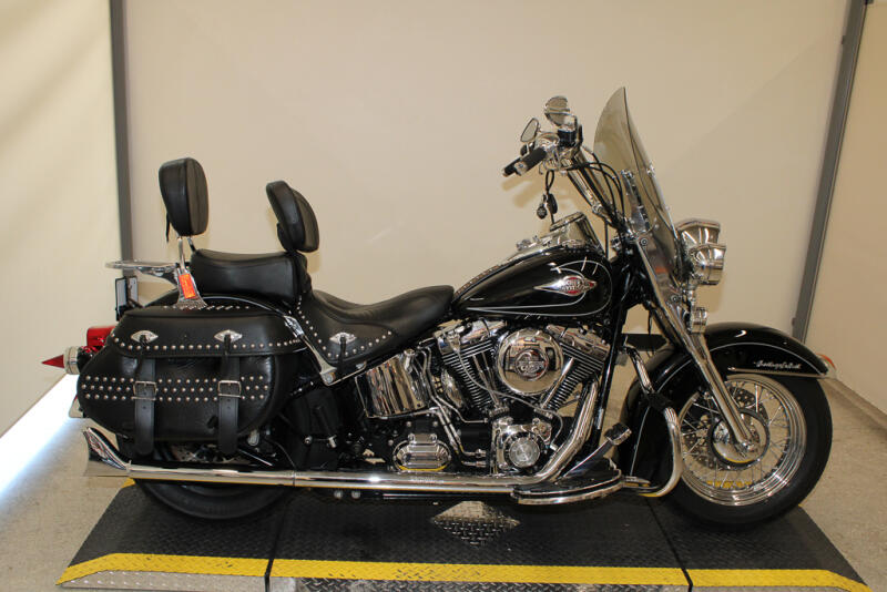 2010 Harley-Davidson Heritage Softail Classic FLSTC