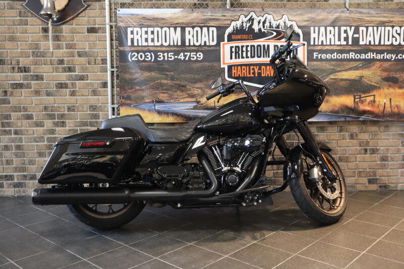2023 Road Glide® ST (FLTRXST)