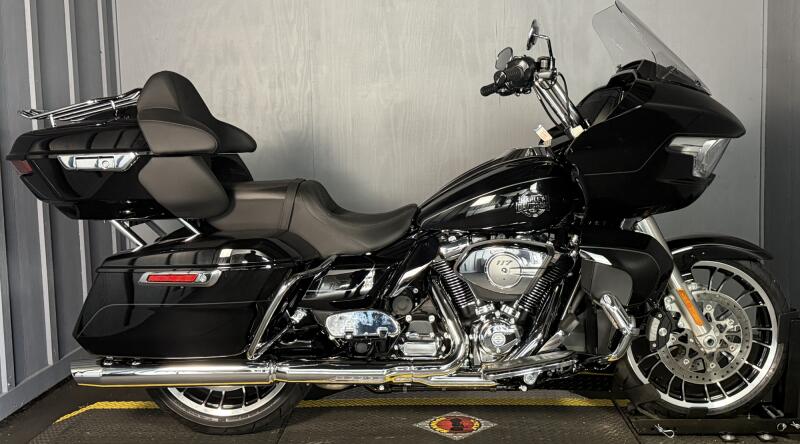 2026 FLTRXL  Road Glide Limited