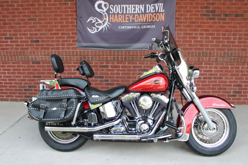 2008 Harley-Davidson® Heritage Softail® Classic Crimson Red Sunglo & Candy Red Sunglo