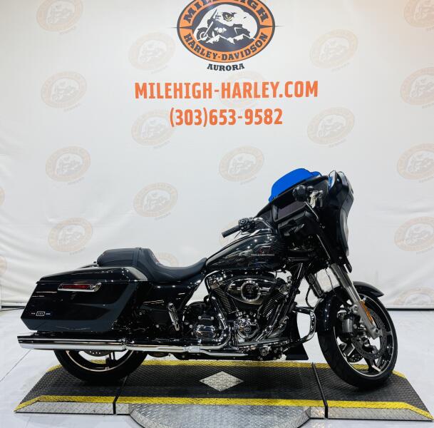 2026 Street Glide® FLHX