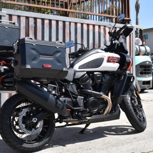 2026 Harley-Davidson® Pan America 1250 Limited RA1250L thumb 2