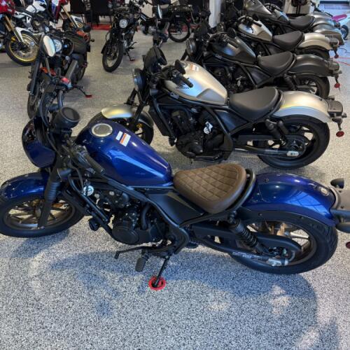 2025 Honda Rebel® 500 ABS SE thumb 1