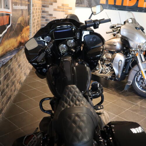 2023 Road Glide® ST (FLTRXST) thumb 2