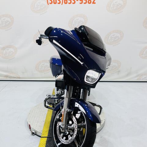 2026 Street Glide® FLHX thumb 1