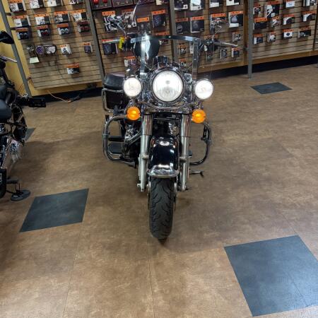 2014 FLHR- Road King® thumb 2
