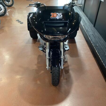 2026 Harley-Davidson® Road Glide 3 FLTRT thumb 1