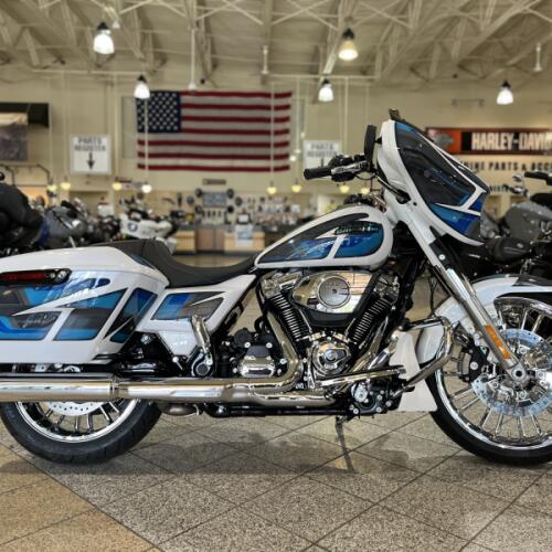 FLHX 2026 Street Glide® thumb 3