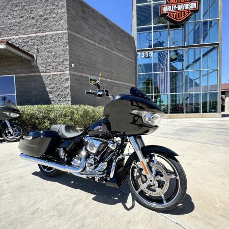 FLTRX 2026 Road Glide® thumb 2