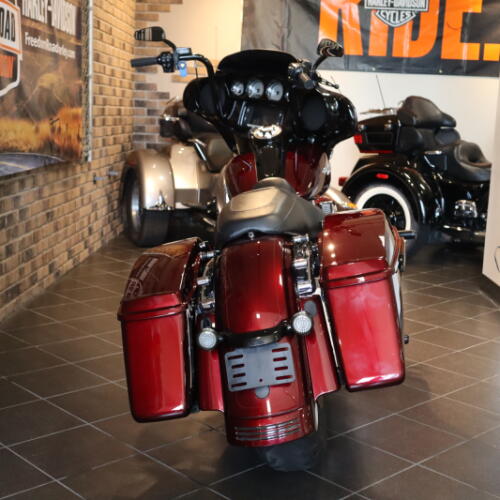 2014 Street Glide® Special (FLHXS) thumb 3