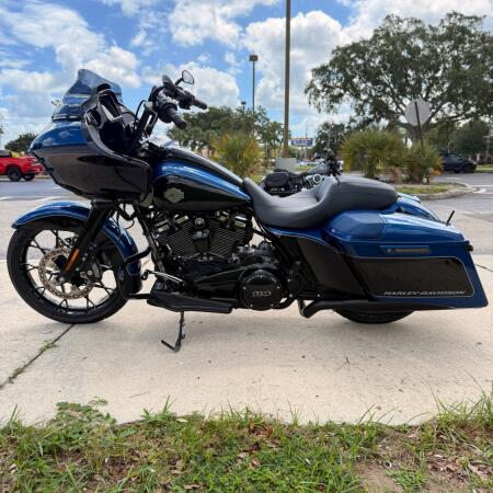 FLTRXS 2022 Road Glide® Special thumb 0