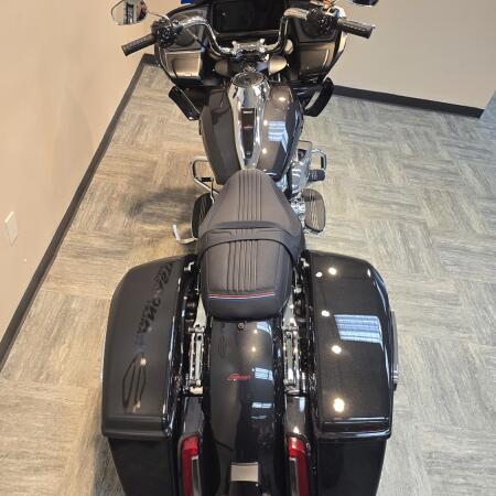 2026 Harley-Davidson® Road Glide® Midnight Ember FLTRX thumb 1