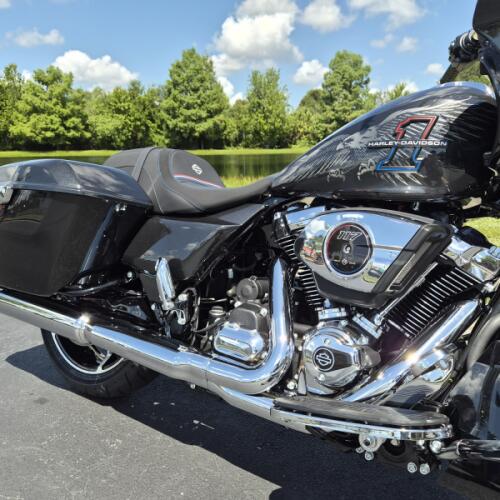 FLTRX 2026 Road Glide® thumb 3
