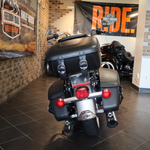 2007 Road King® Classic (FLHRC) thumb 3
