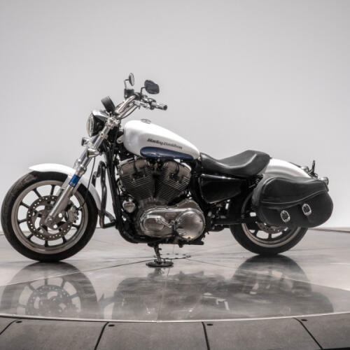 2015 HARLEY-DAVIDSON XL883L XL 883 in White Hot/ Blue Hot thumb 0