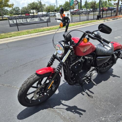 XL 883N 2019 Iron 883™ thumb 1