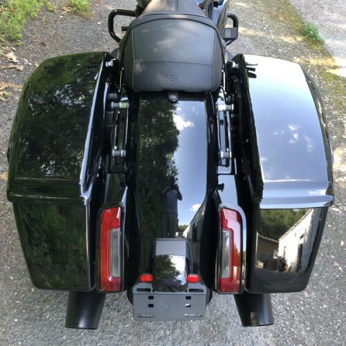 2025 Harley-Davidson® Road Glide™ Vivid Black - Black Finish thumb 1
