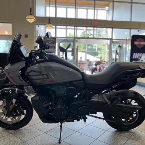 RA1250ST 2026 Pan America® 1250 ST thumb 0