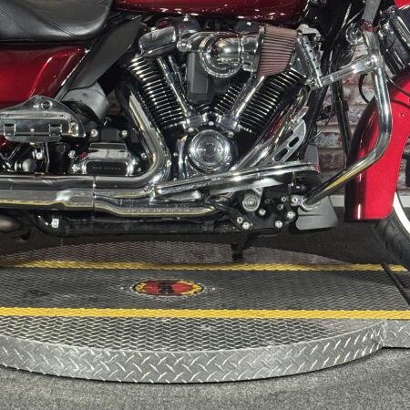FLTRXS 2017 Road Glide® Special thumb 2