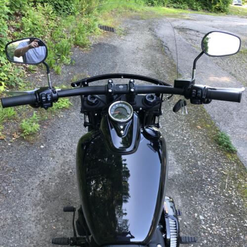 2022 Harley-Davidson® Fat Bob® 114 Vivid Black thumb 0