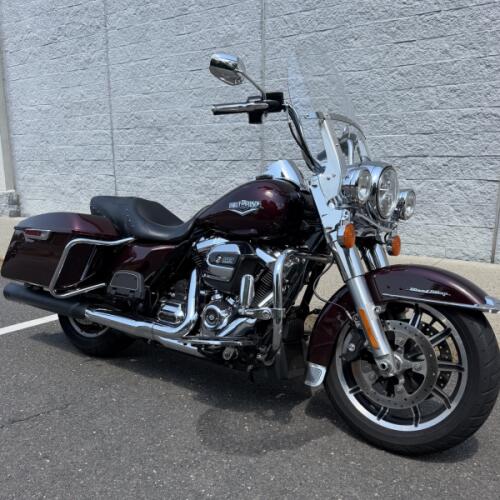 2018 FLHR Road King® thumb 3