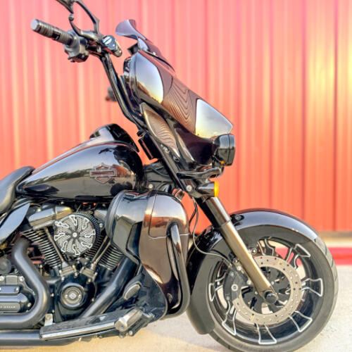 2021 Harley-Davidson® CVO™ Tri Glide®  thumb 3