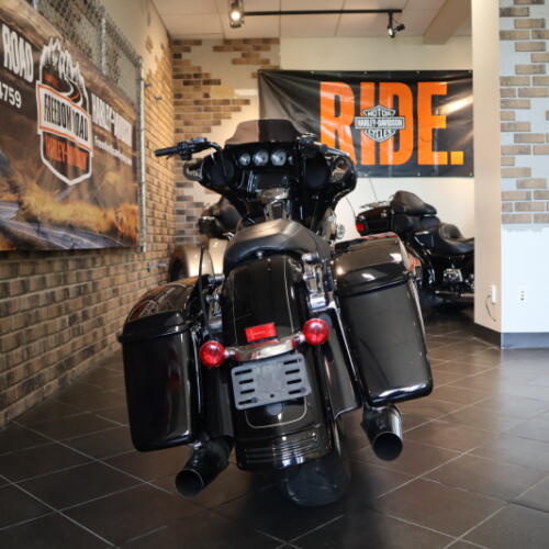 2016 Street Glide® Special (FLHXS) thumb 3