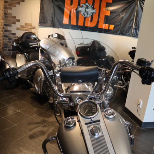 2007 Road King® Classic (FLHRC) thumb 1
