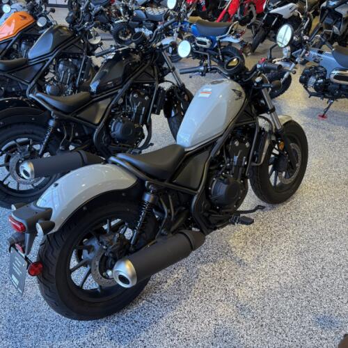 2026 Honda Rebel® 500 thumb 0