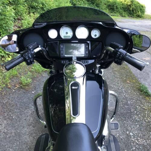 2015 Harley-Davidson® Street Glide® Special Vivid Black thumb 0