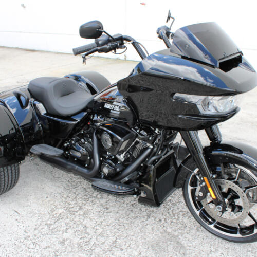 2026 Harley-Davidson Road Glide 3 FLTRT thumb 2
